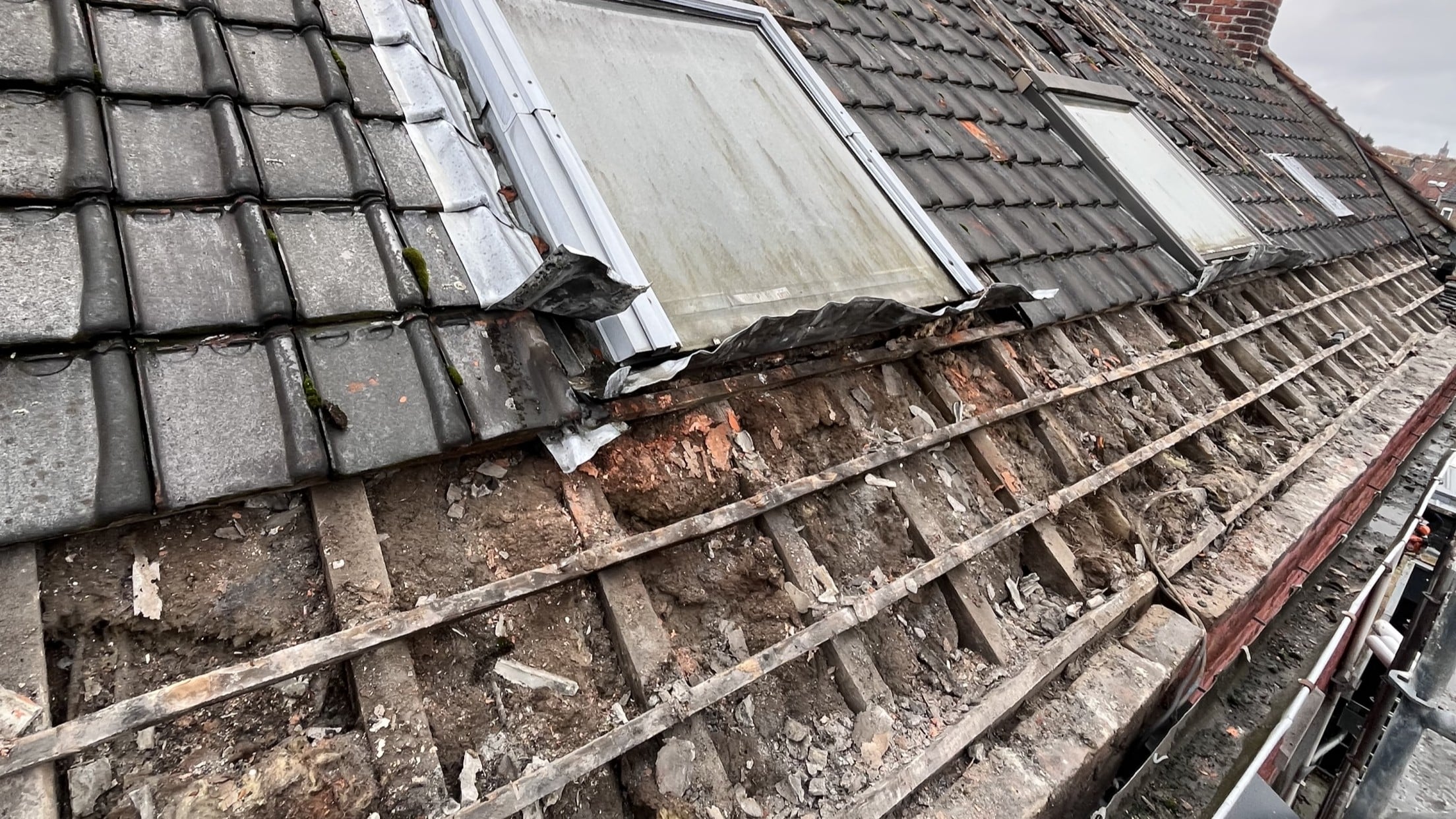 Refection de toiture Tuile Sin Le noble 1 1