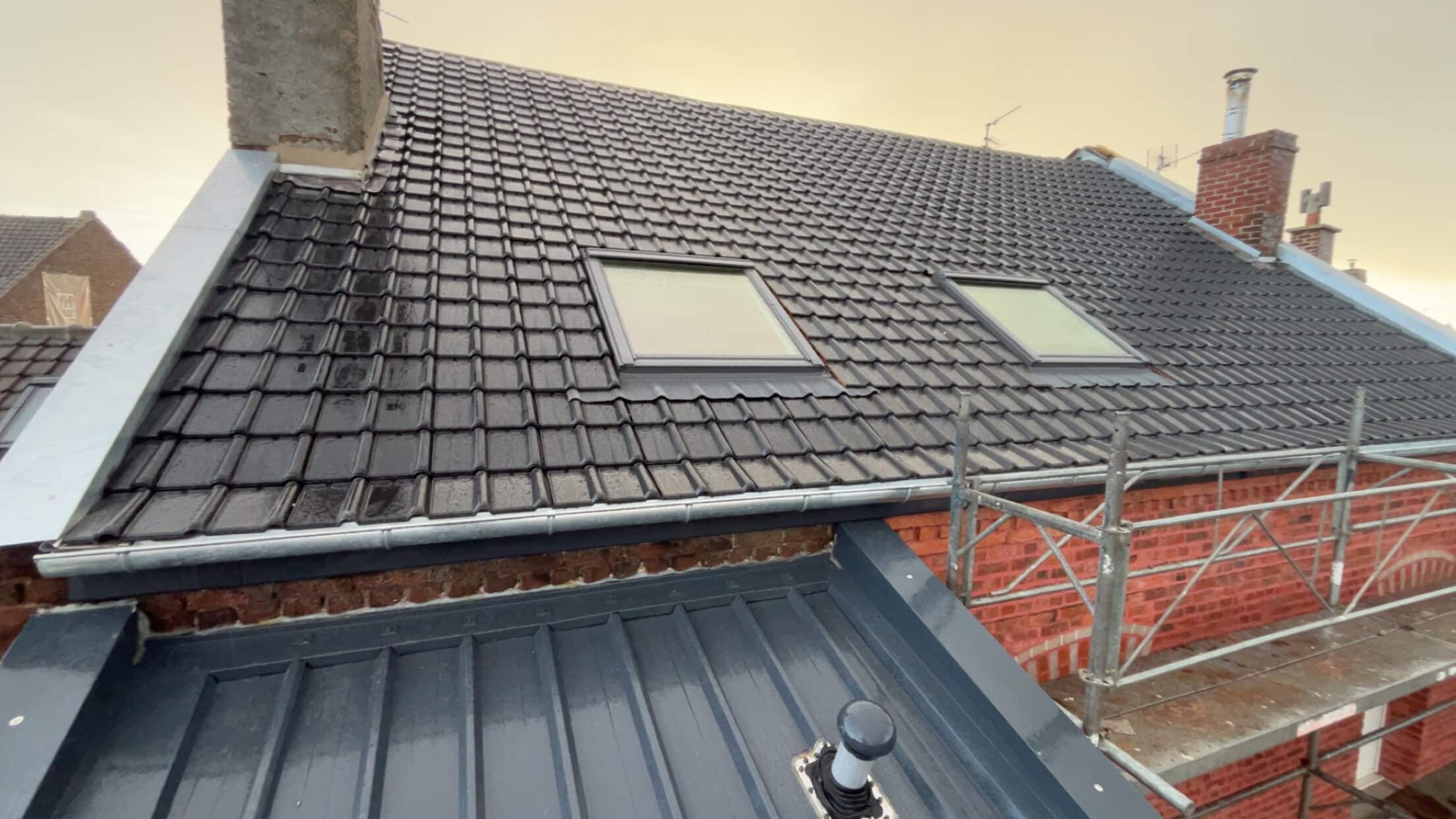 Refection de toiture Tuile Sin Le noble 2 rotated